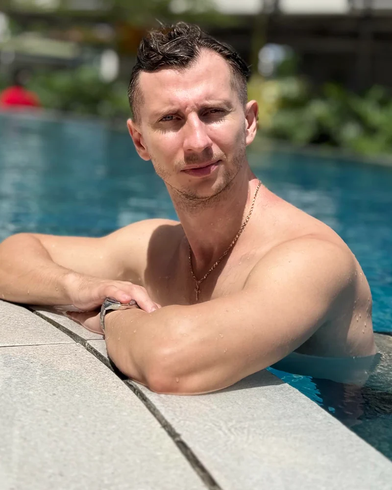 Valery — the man on the ground in Cebu